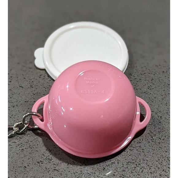 Tupperware Mini Thatsa Bowl Keychain Soft Pink Color New - Picture 4 of 5